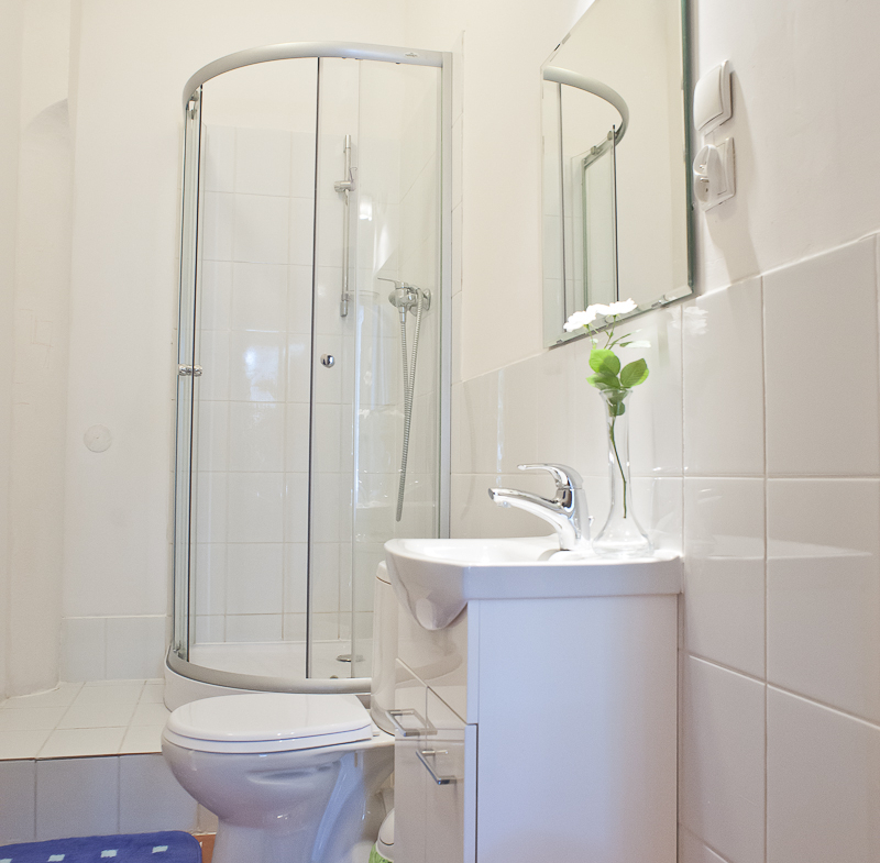 bathroom of residence located in the center of Wroclaw