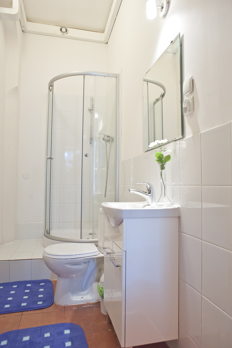 bathroom of residence located in the center of Wroclaw